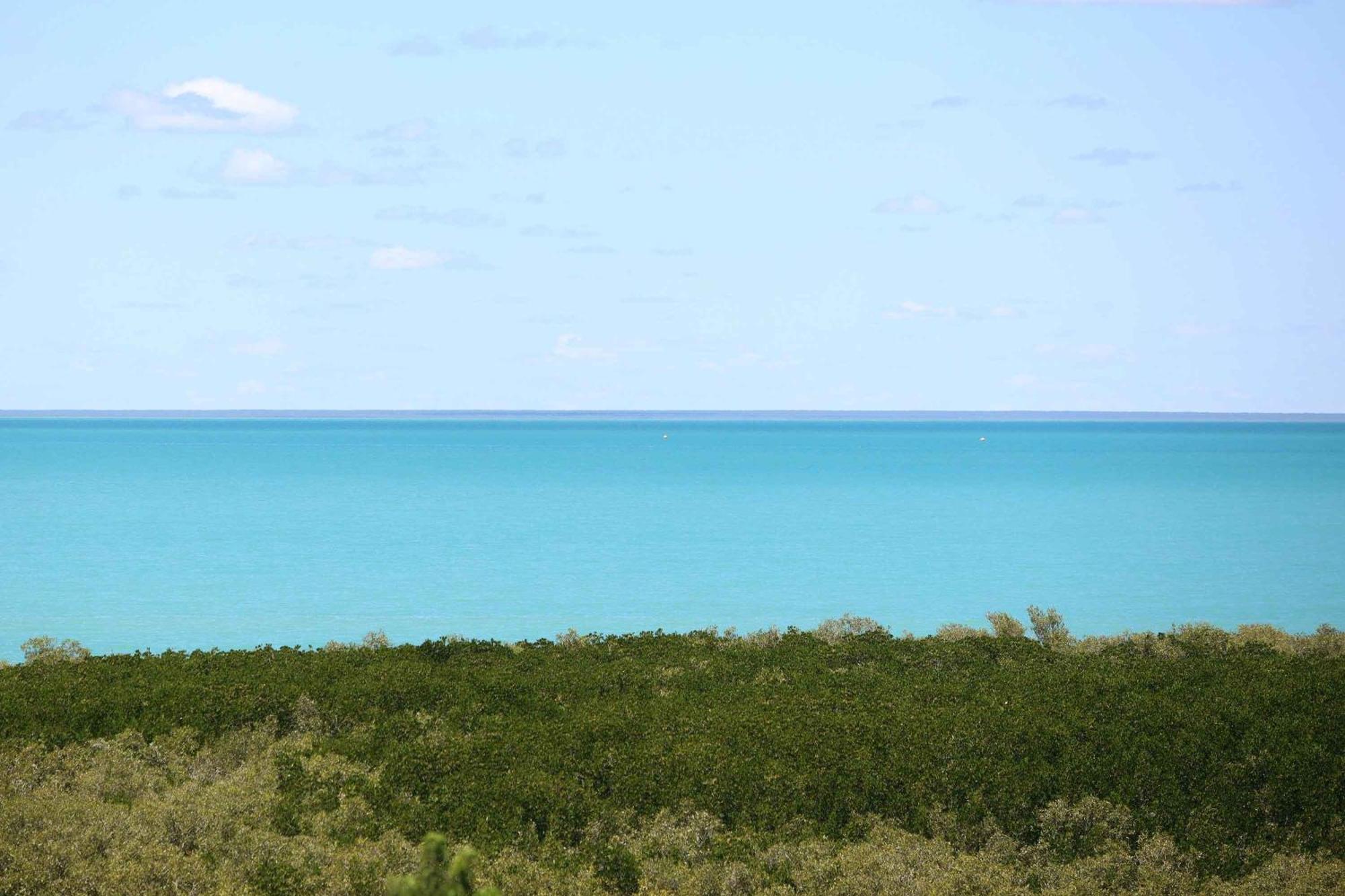 Moonlight Bay Suites Брум Экстерьер фото