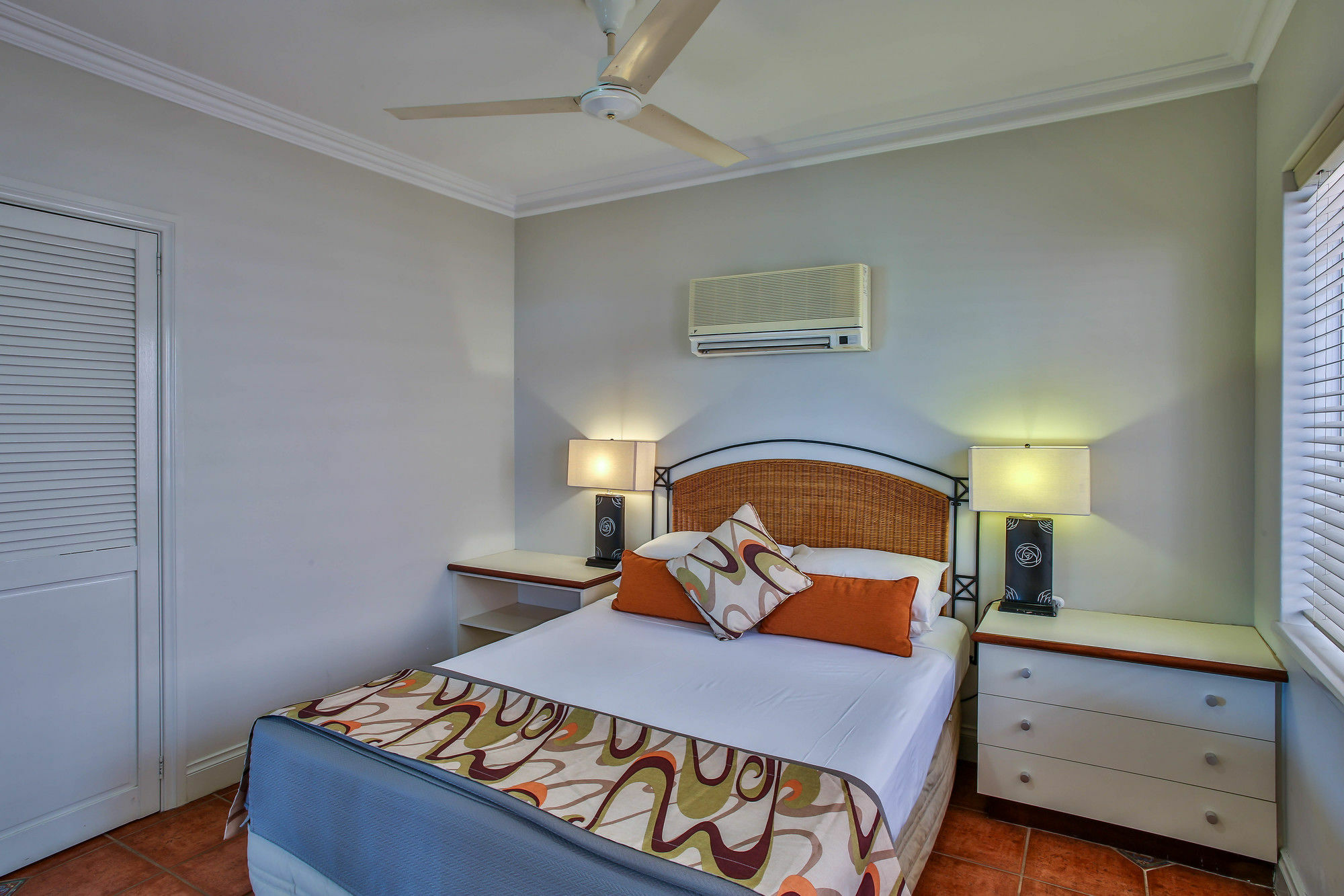 Moonlight Bay Suites Брум Экстерьер фото